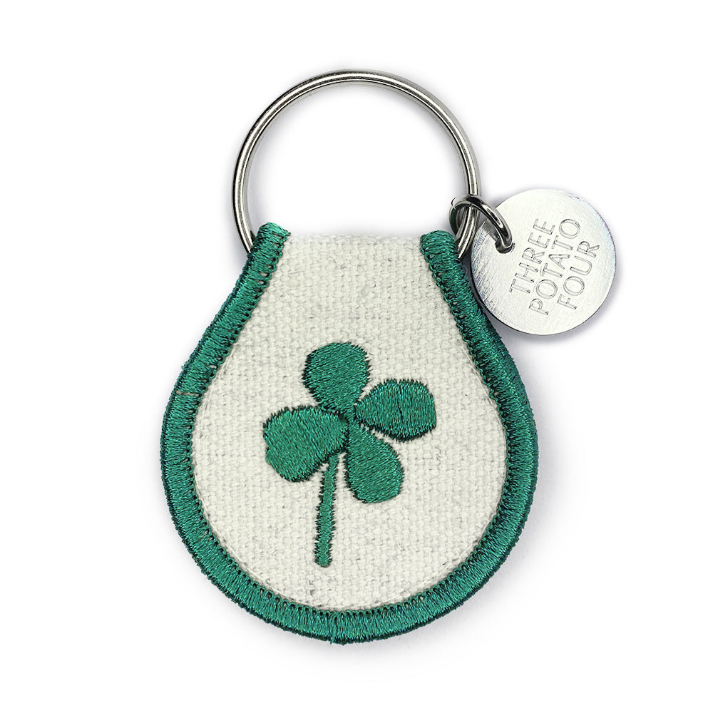 Designer PU Leather Four Leaf Clover Keychain Buckle With Lucky
