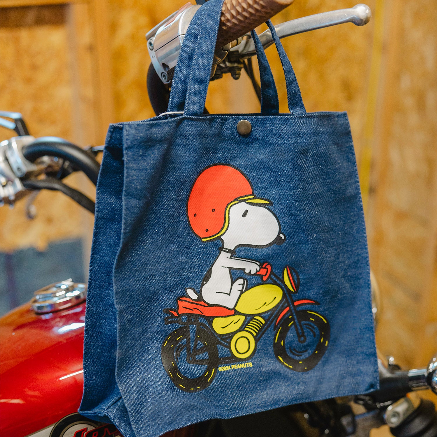 3P4 x Peanuts® - Snoopy Easy Rider Vintage-Style Market Tote – THREE ...