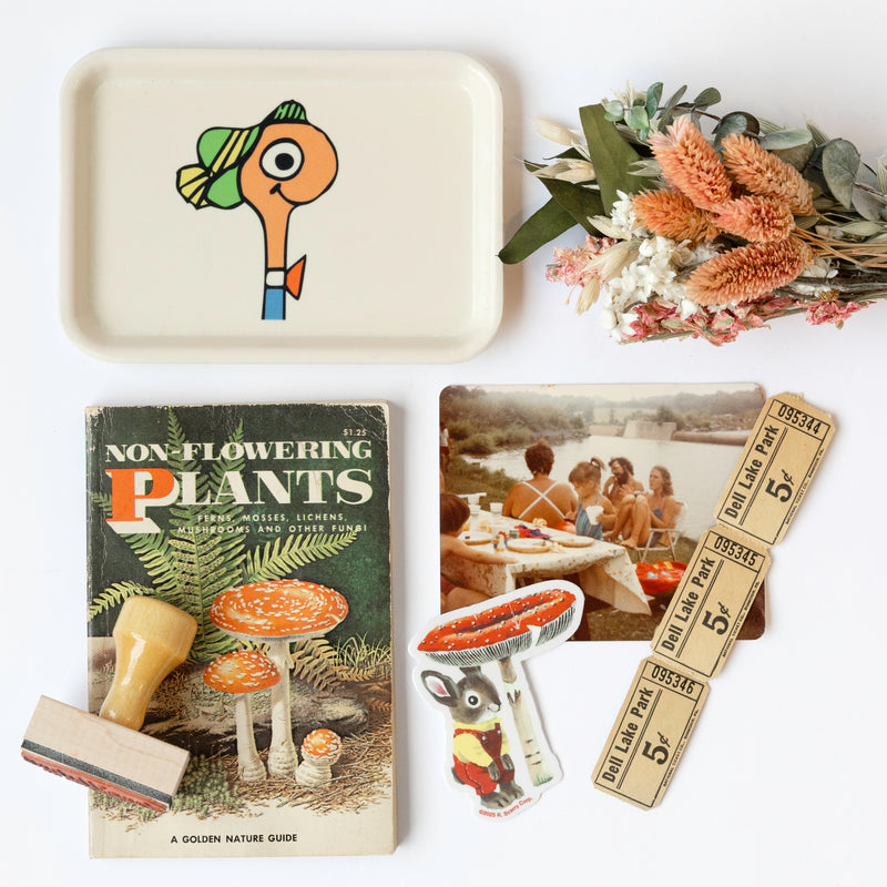 3P4 x Richard Scarry® - Lowly Worm Bust Vintage-Style Tray