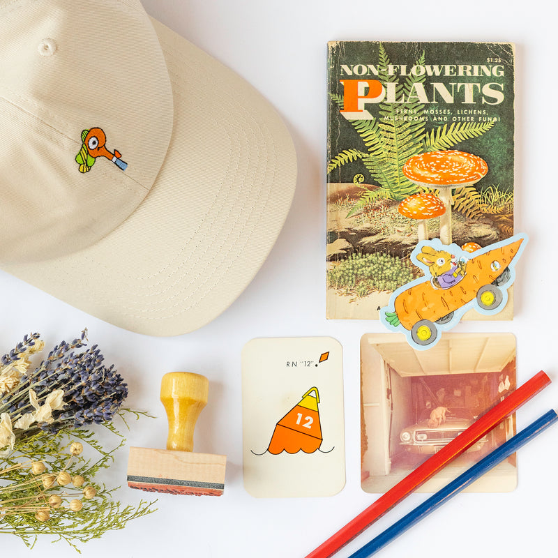 3P4 x Richard Scarry® - Lowly Worm Dad Hat (Ivory)