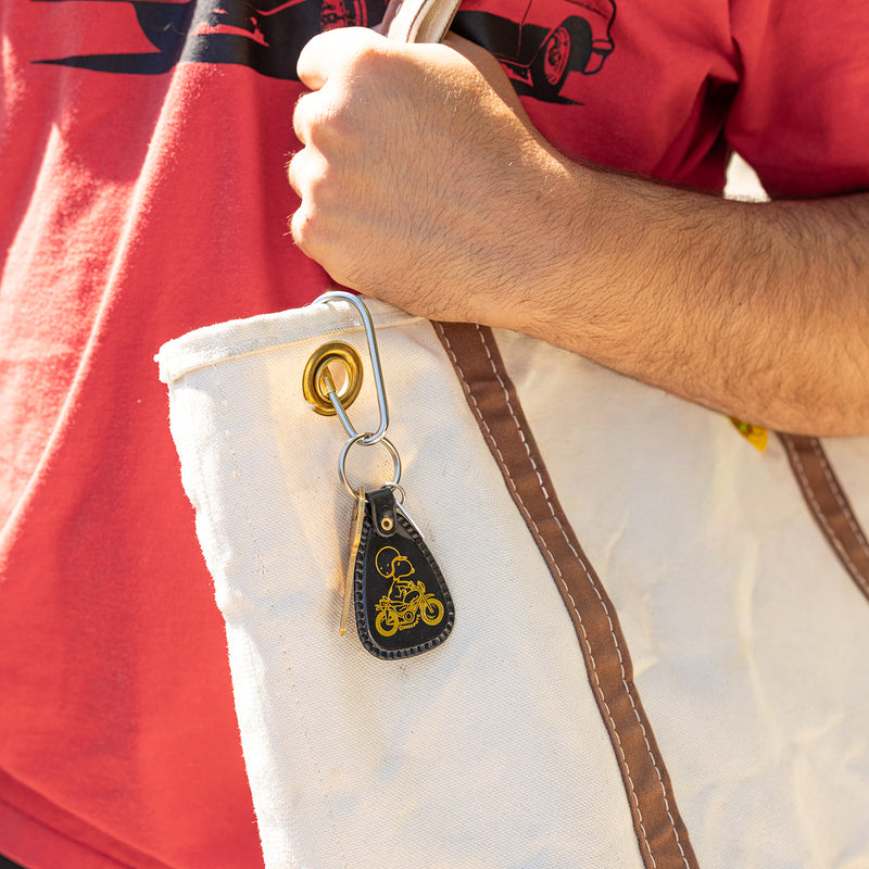 3P4 x Peanuts® - Snoopy Motorcycle Saddle Keychain