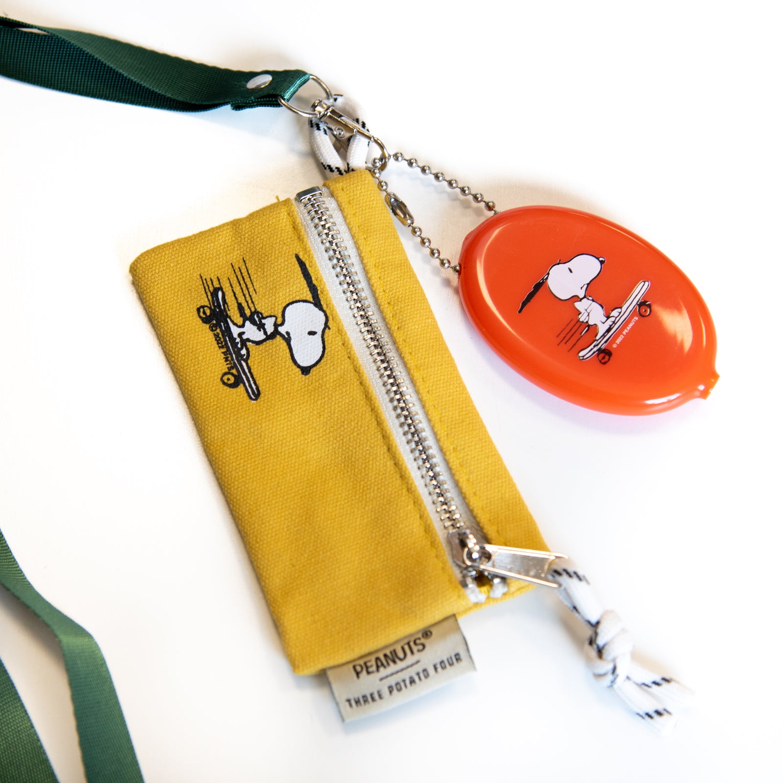 Three Potato Four x Peanuts® - Snoopy Skateboard Coin Pouch